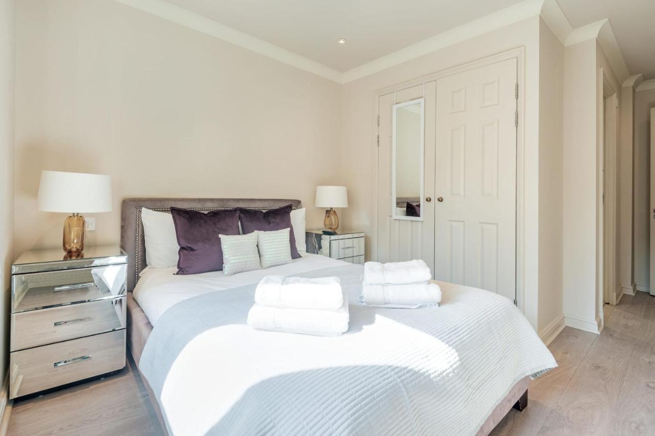 Stunning 3-Bedroom In The Heart Of London With Parking-Hosted By Sweetstay エクステリア 写真